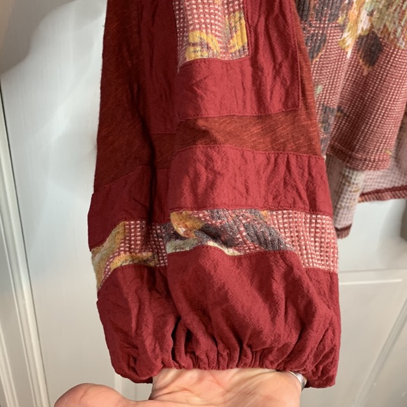 Free People Flower Patch Boho Thermal Top Oversize Blouse Size XS - Picture 3 of 9